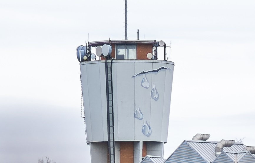 Name:  Crop Wasserturm f2.8.jpg
Hits: 944
Gre:  69,2 KB