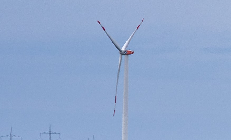 Name:  Crop Windrad.jpg
Hits: 161
Gre:  74,1 KB