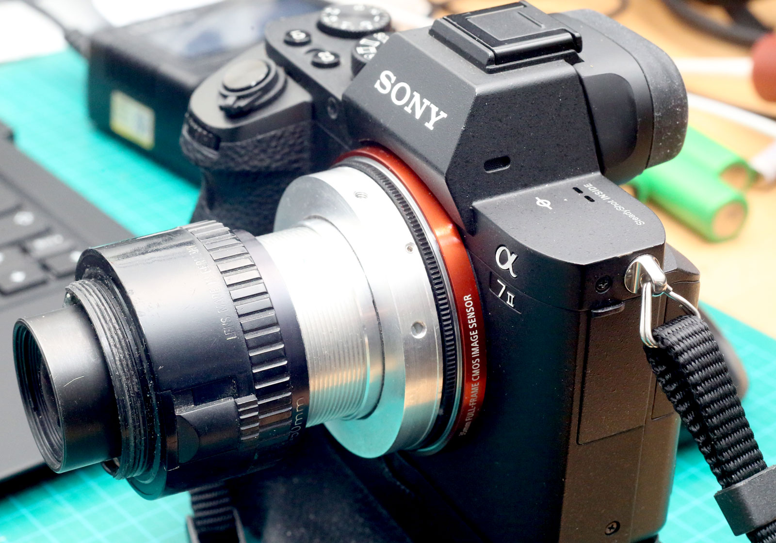 Name:  405-an-Sony-short.jpg
Hits: 991
Gre:  306,1 KB