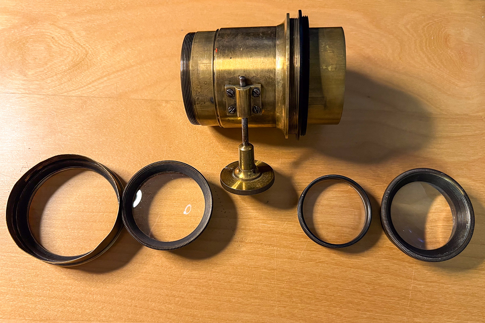 Name:  lens_latern.jpg
Hits: 467
Gre:  718,0 KB