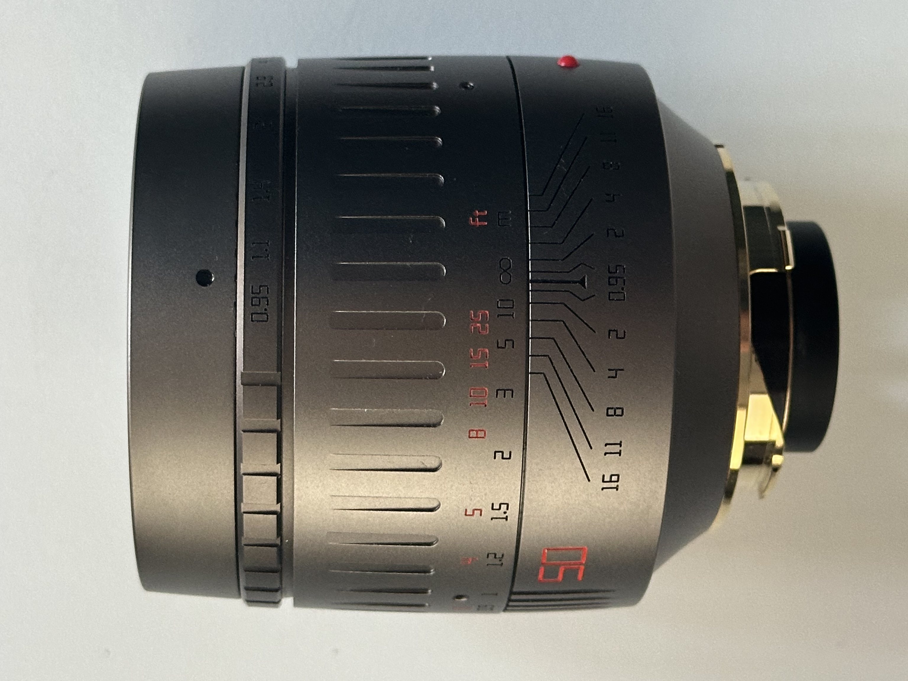Name:  TTArtisan 50:0.95 ASPH Titanium 02.jpg
Hits: 47
Gre:  802,0 KB