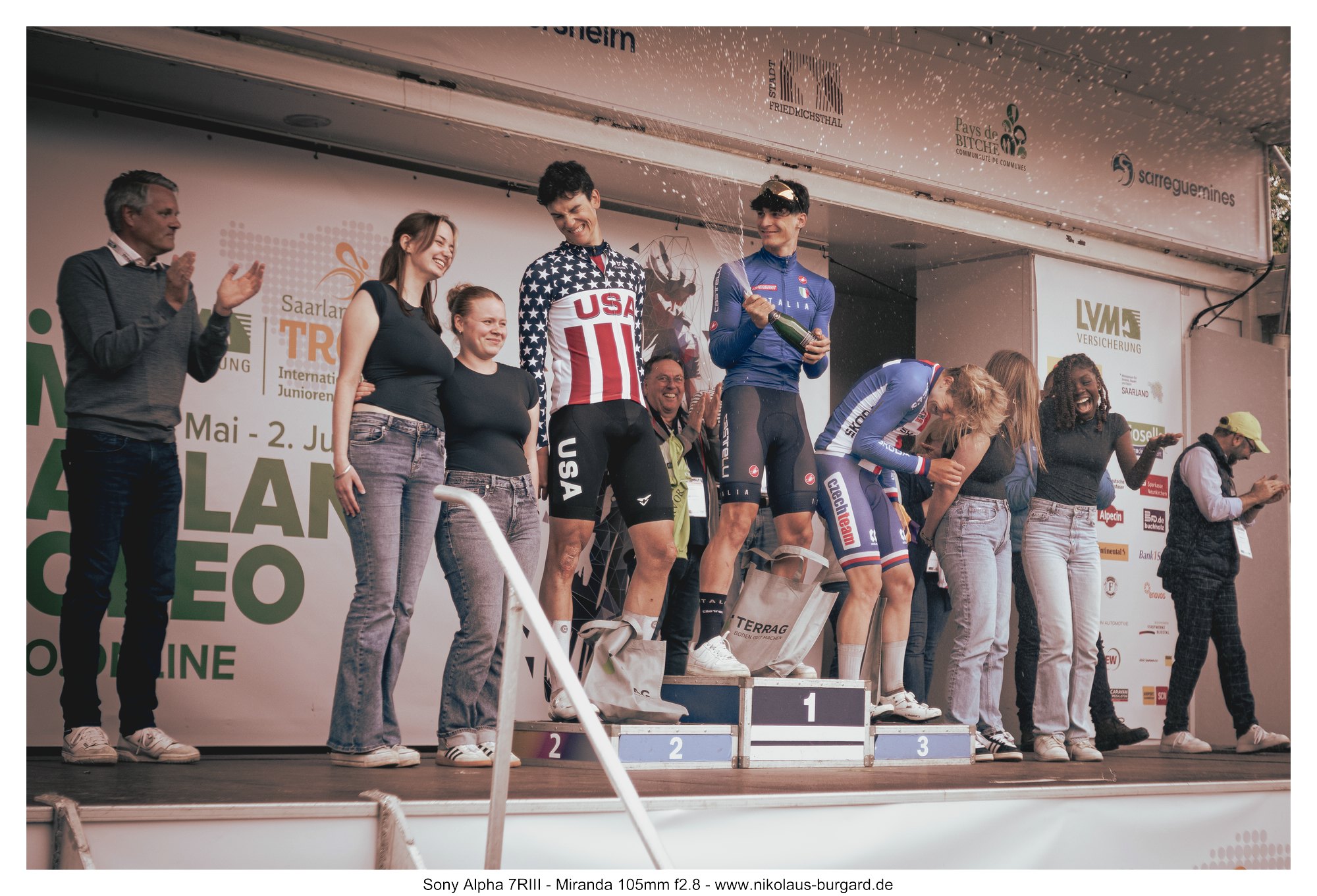 Name:  500kb_7R307479.jpg
Hits: 94
Gre:  496,9 KB