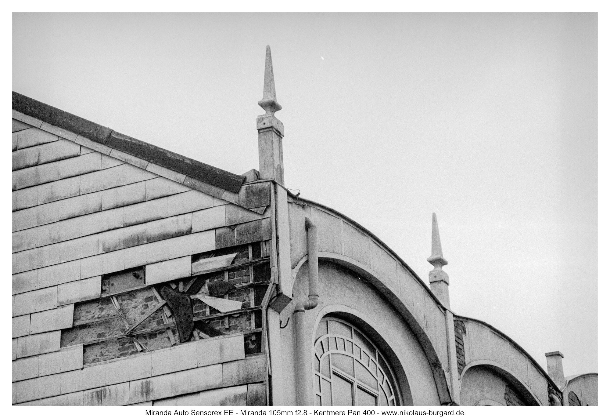 Name:  500kb_2025-09-08 Miranda Sensorex EE - 105mm f2.8 - Kentmere 400 - Gasmaschinenzenz+Schwarzenbe .jpg
Hits: 97
Gre:  480,4 KB