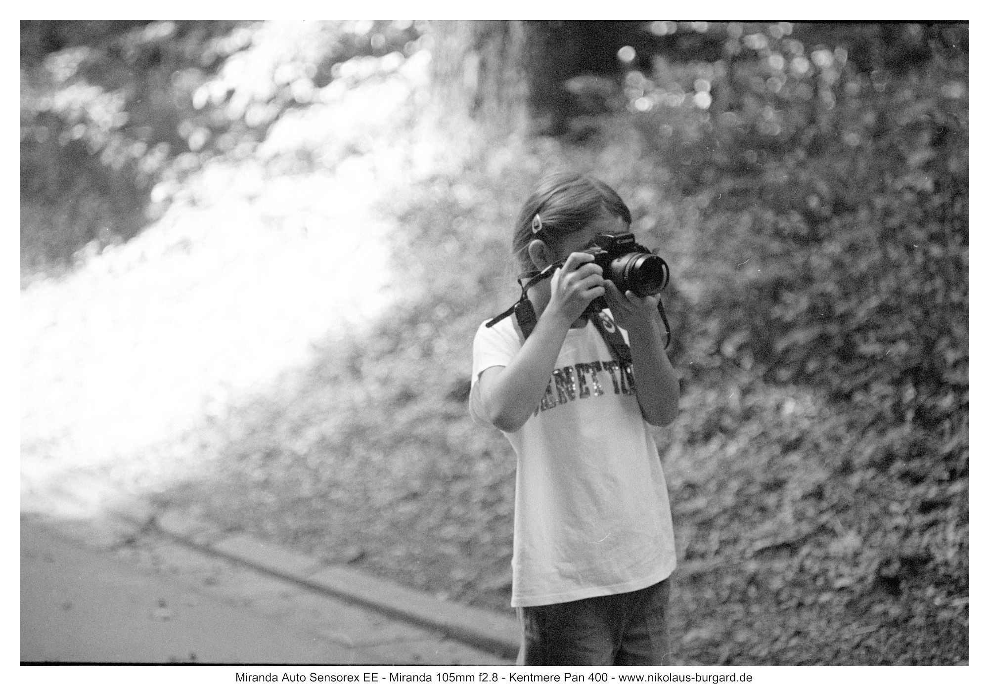 Name:  500kb_2025-09-08 Miranda Sensorex EE - 105mm f2.8 - Kentmere 400 - Gasmaschinenzenz+Schwarzenbe .jpg
Hits: 97
Gre:  490,5 KB