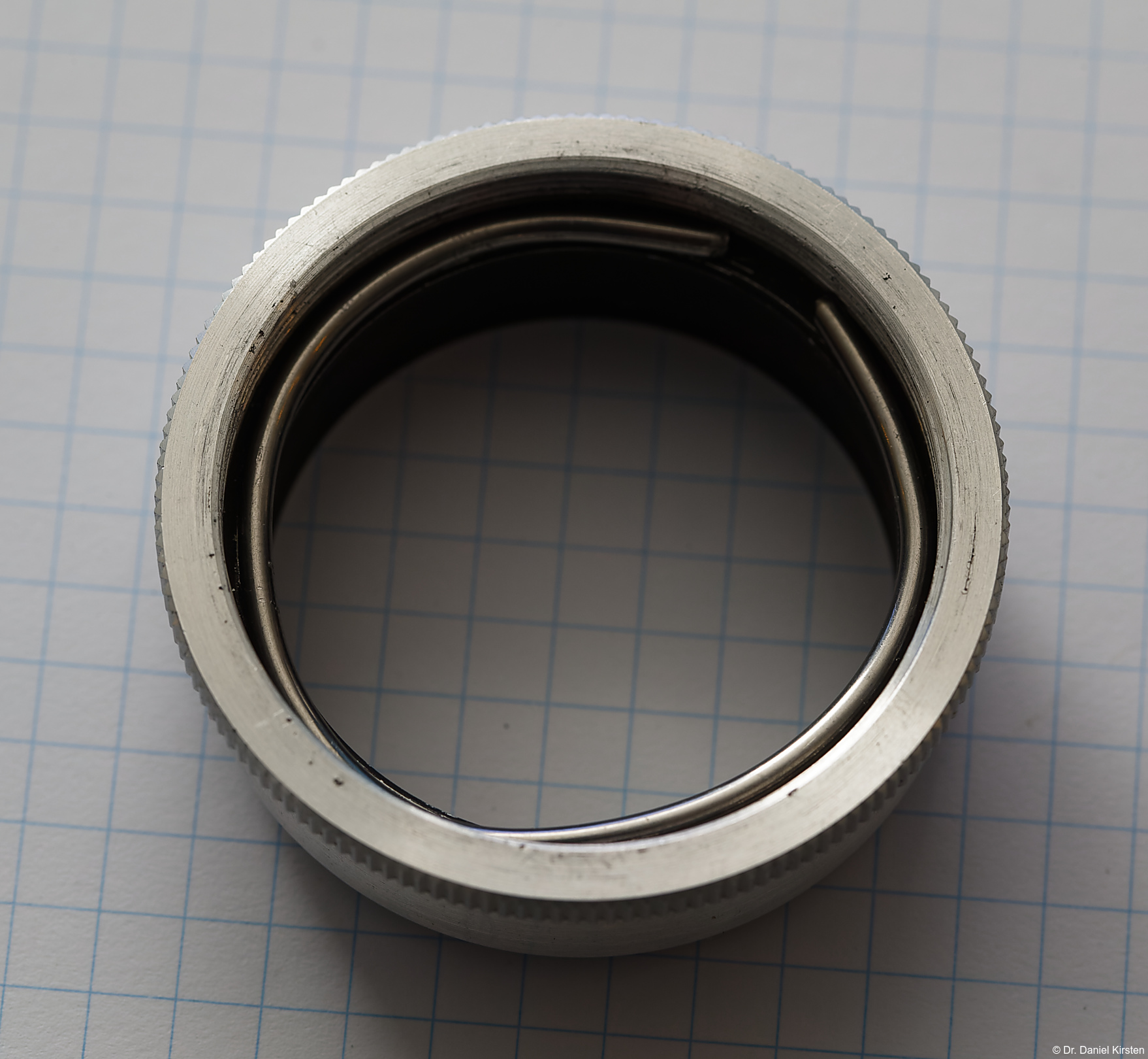 Name:  gal-251205-185016-D8720-o01.jpg
Hits: 41
Gre:  595,9 KB