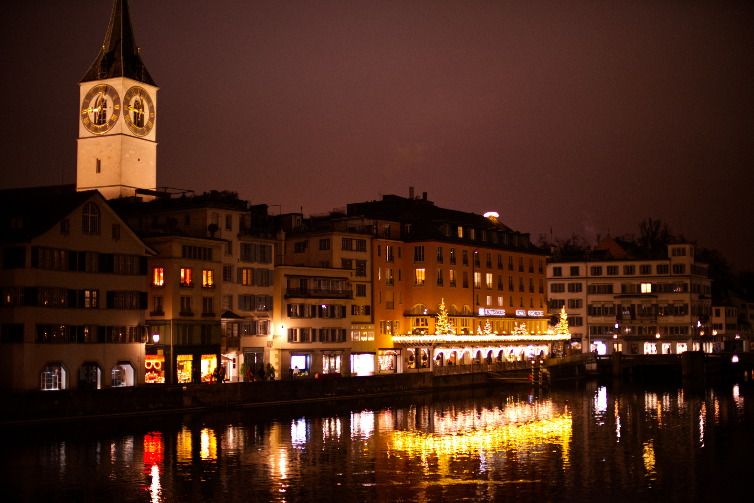 Name:  Weihnachtsmarkt Z�rich 11 mit Zhong Yi Mitakon 50mm 0.95 Dark Knight.jpg
Hits: 51
Gr��e:  1,30 MB