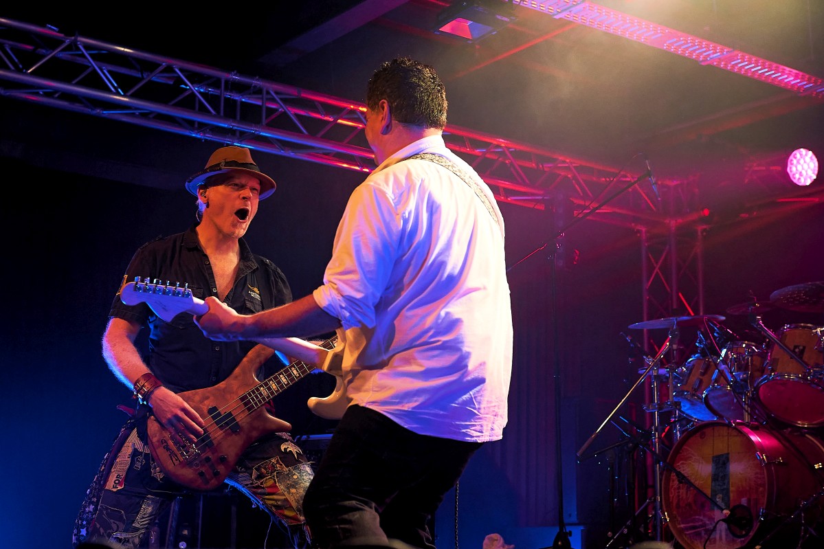 Name:  DSC03507 Pergear 1,6-35.jpg
Hits: 32
Gr��e:  221,8 KB