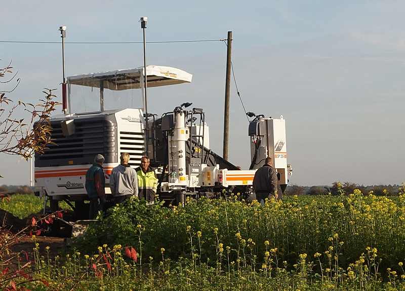 Name:  baustelle-crop.jpg
Hits: 218
Gre:  61,7 KB