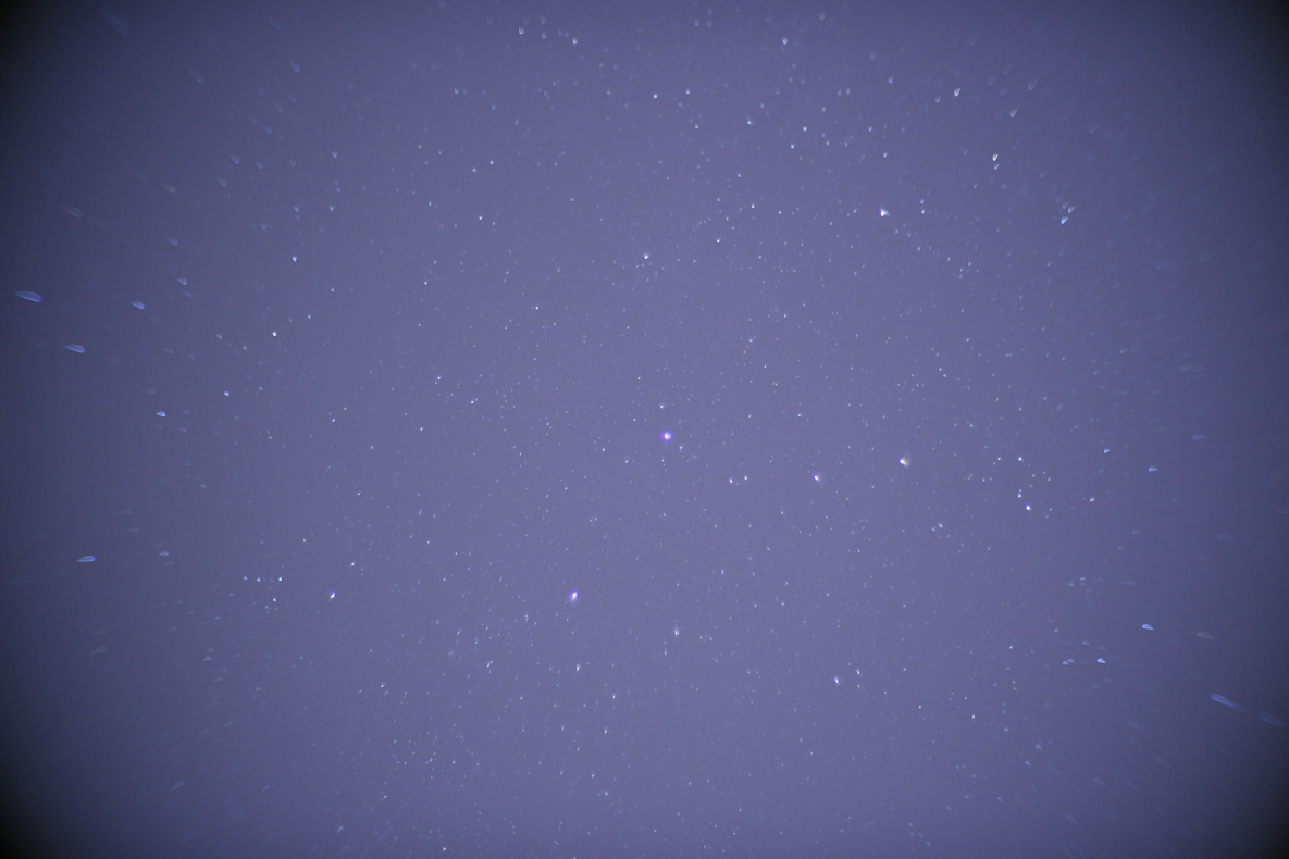 Name:  EOSM_ISO400_10sec_Meo50mmf1_Kassiopeia.jpg
Hits: 794
Gre:  173,2 KB