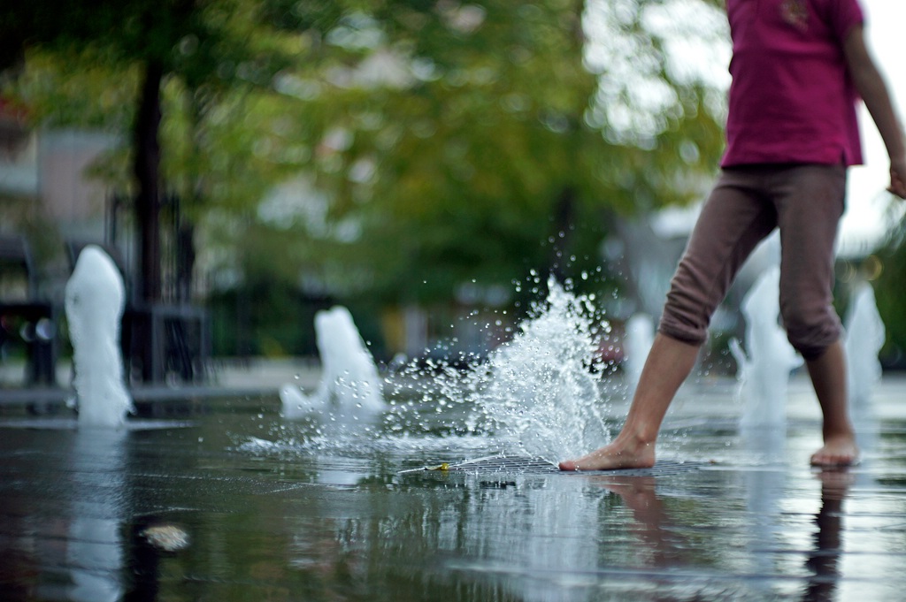 Name:  002453-2015-09-15  MEOPTA  WASSERSPIELE.jpg
Hits: 977
Gr��e:  191,6 KB