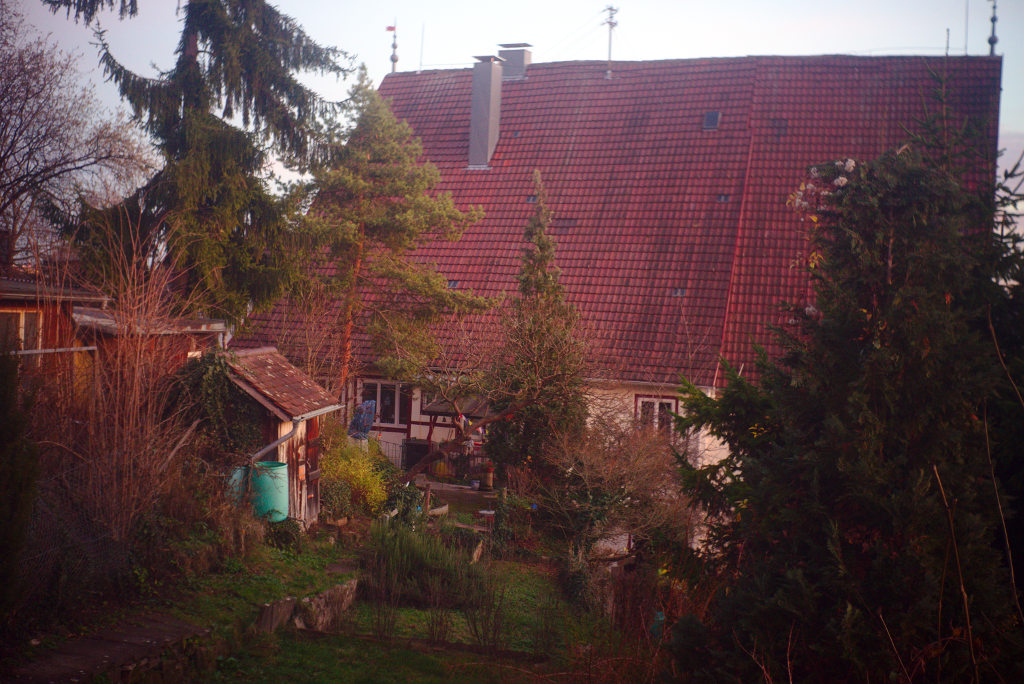 Name:  DSC09288darktable2_0gimp.jpg
Hits: 574
Gre:  234,0 KB