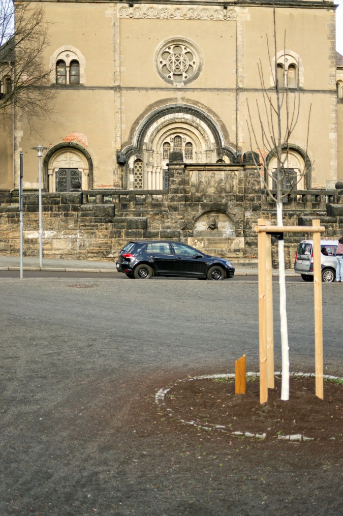 Name:  0004980_OLYMPUS OM  SHIFT  KIRCHE.jpg
Hits: 464
Gre:  315,5 KB