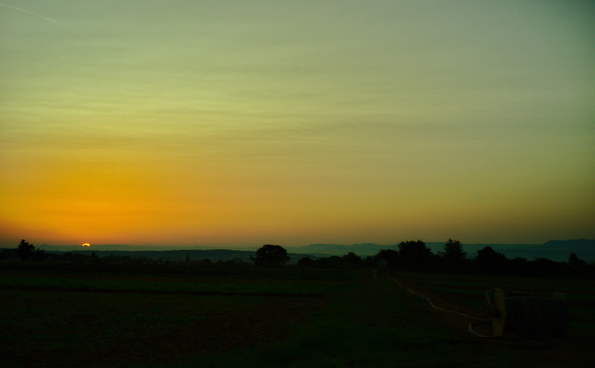 Name:  DSC05588darktable2_2_5.jpg
Hits: 587
Gre:  210,7 KB