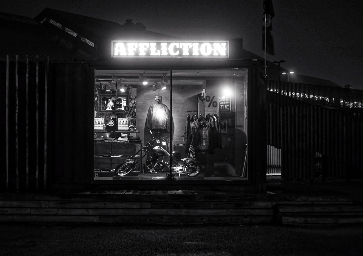 Name:  affliction-digi.jpg
Hits: 674
Gre:  285,1 KB