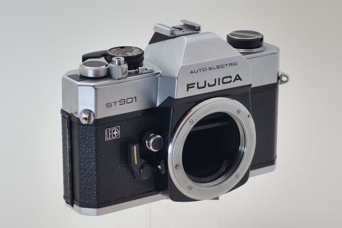 Name:  Fujica vorn.jpg
Hits: 408
Gre:  109,9 KB