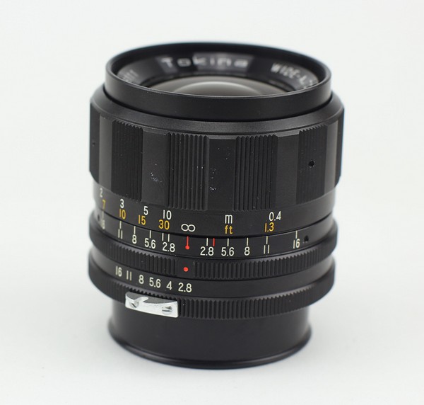 Name:  tokina_35mm_seite.jpg
Hits: 1217
Größe:  85,8 KB