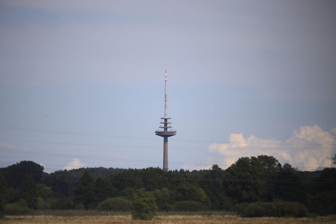 Name:  Fernsehturm.jpg
Hits: 1940
Gre:  50,4 KB