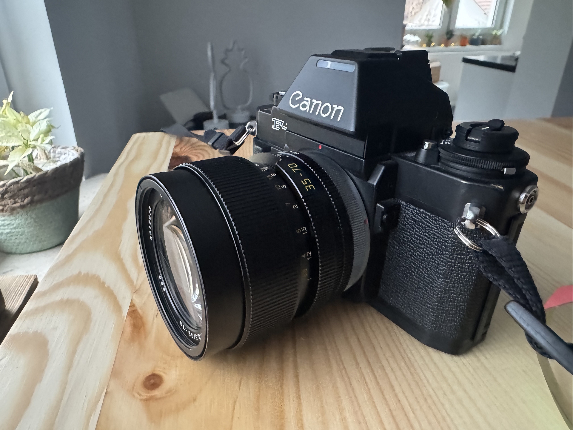 Name: 26VM4ZQ.jpg
Hits: 202
Größe: 1,25 MB