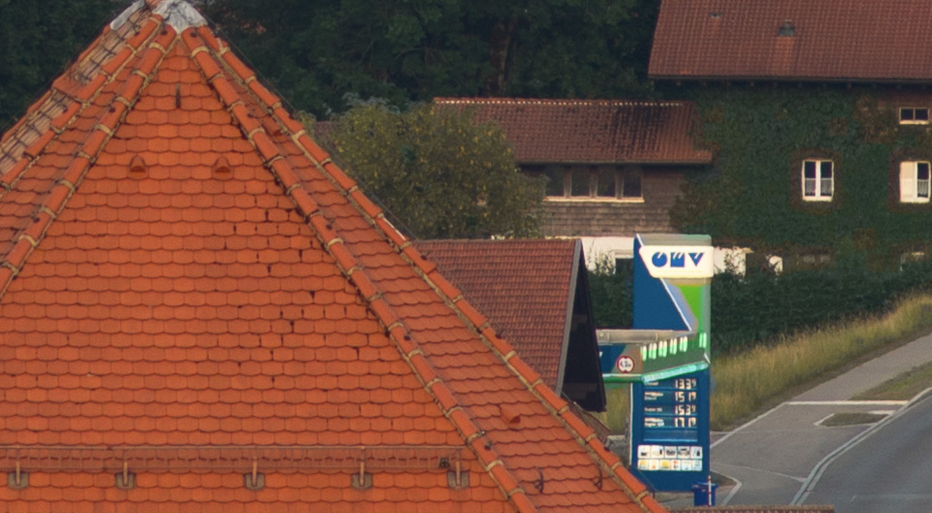 Name: F56-centre.jpg
Hits: 1503
Größe: 672,3 KB