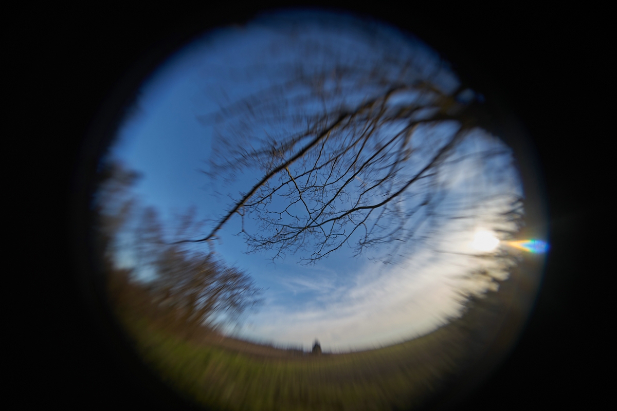 Name:  DSC08474 Beamer Fisheye ohne Plexilinse .cokb 500.jpg
Hits: 415
Gre:  334,8 KB