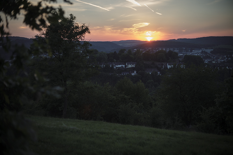 Name:  Sunset-Siegen-West-klein.jpg
Hits: 1729
Gre:  184,0 KB