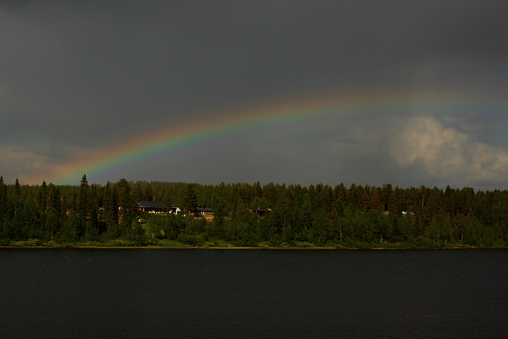 Regenbogen ber dem Torne lv ....