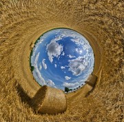 Strohrollenfeld II als LittlePlanet