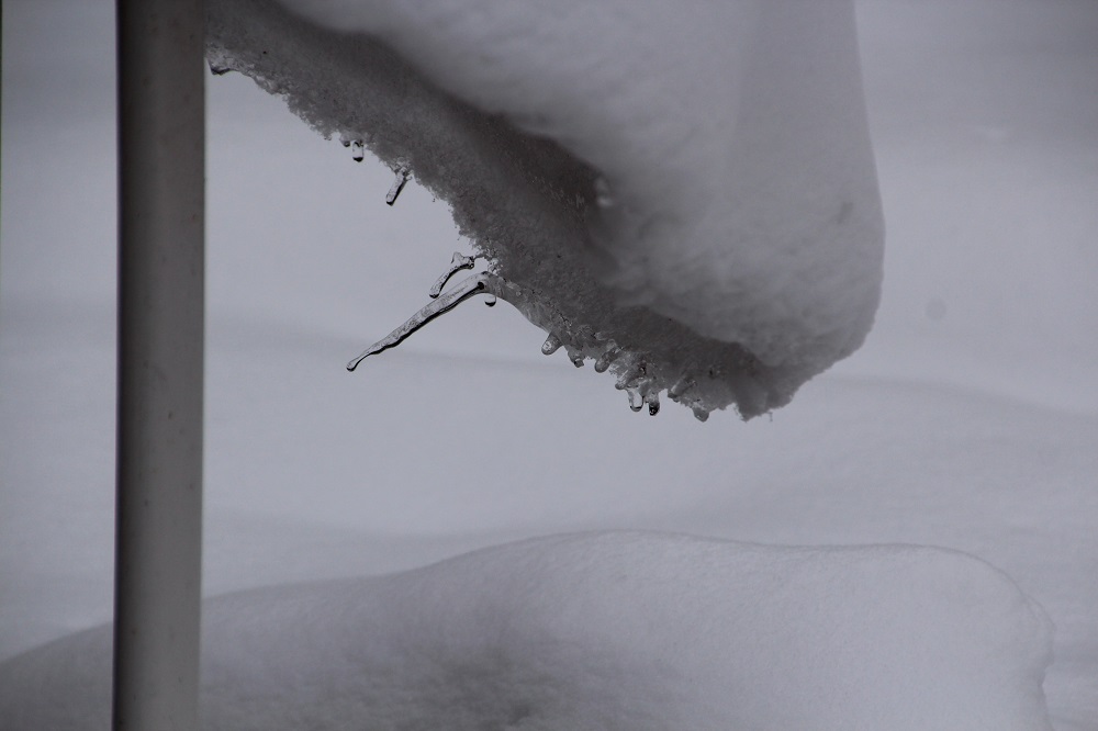 :Eiszapfen mit eigener Physik?