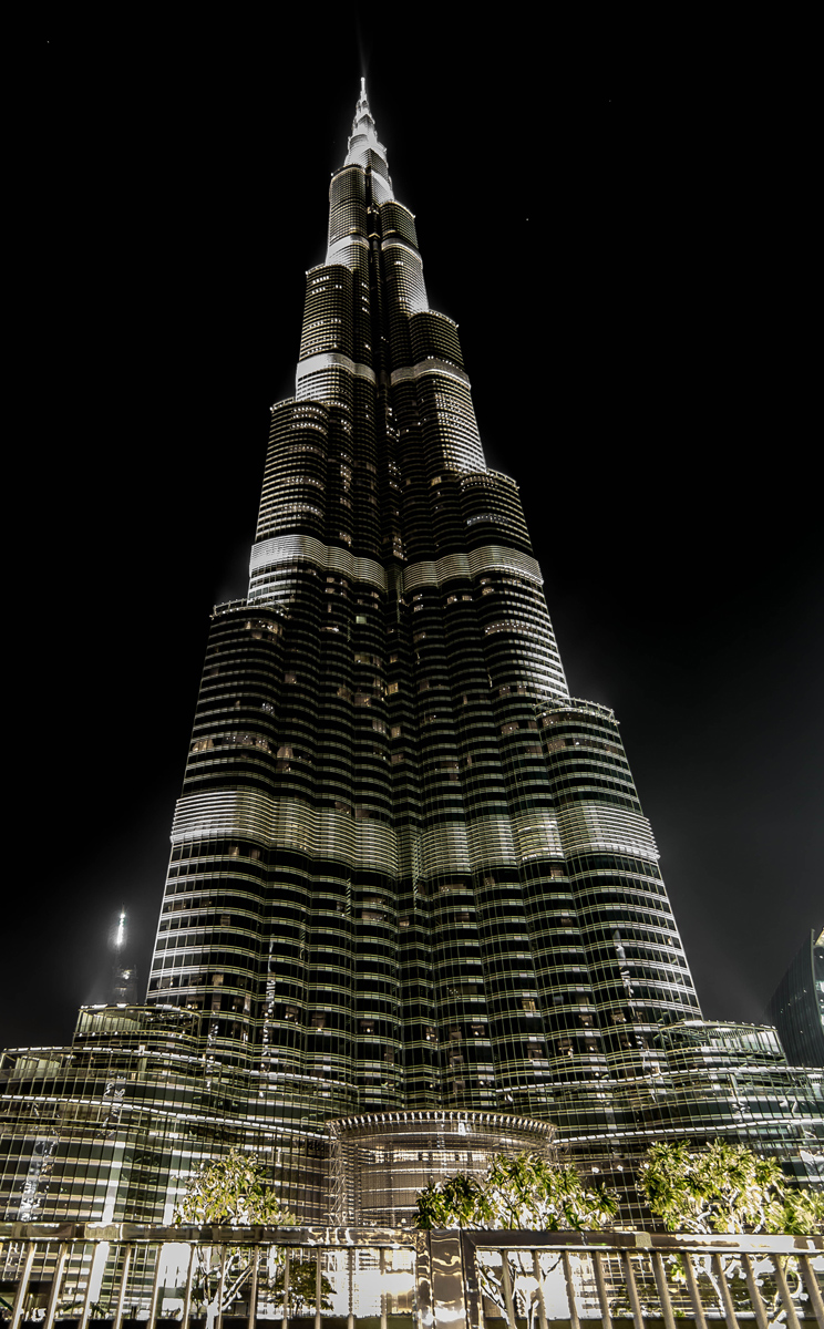 Burj-Khalifa-by-Night