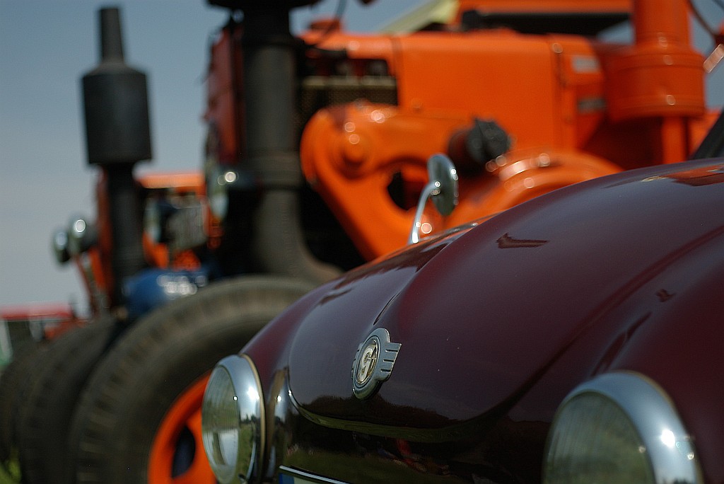 Goggomobil vor Lanz Bulldog